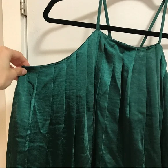 Endless Rose Women’s Halter Neck Top in Emerald Metallic Green - Size Small - Picture 3 of 6